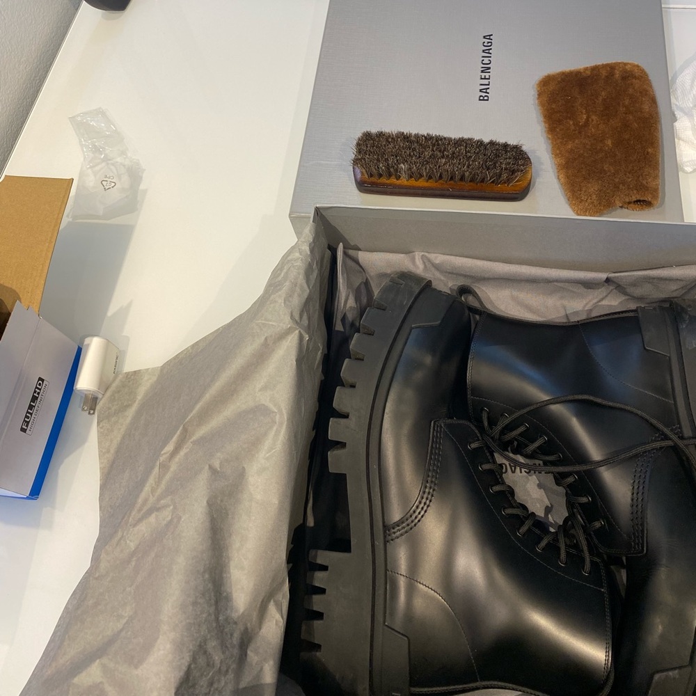 Balenciaga Strike Boots - 8 UK